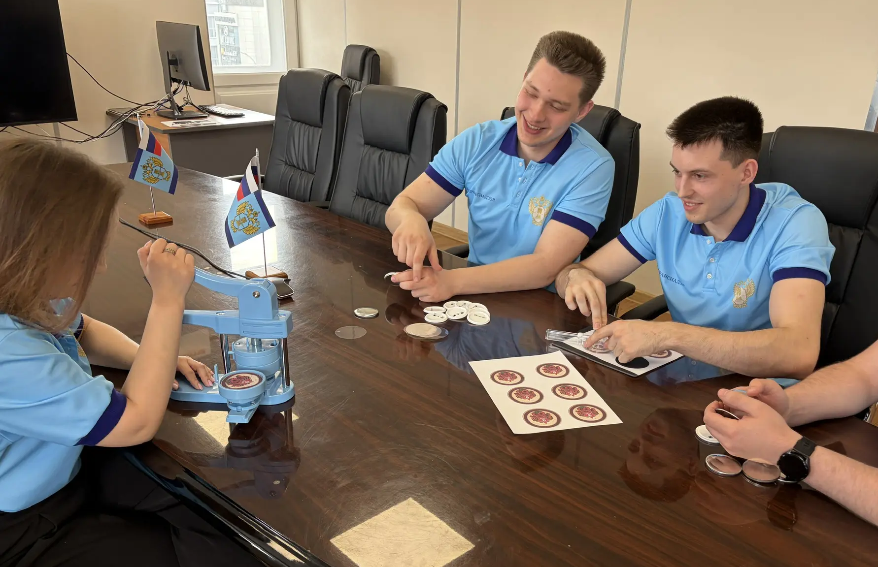 Изготовление памятных значков